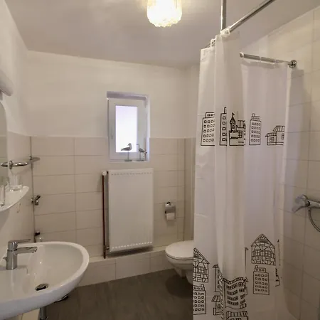 Seiler Apartment *